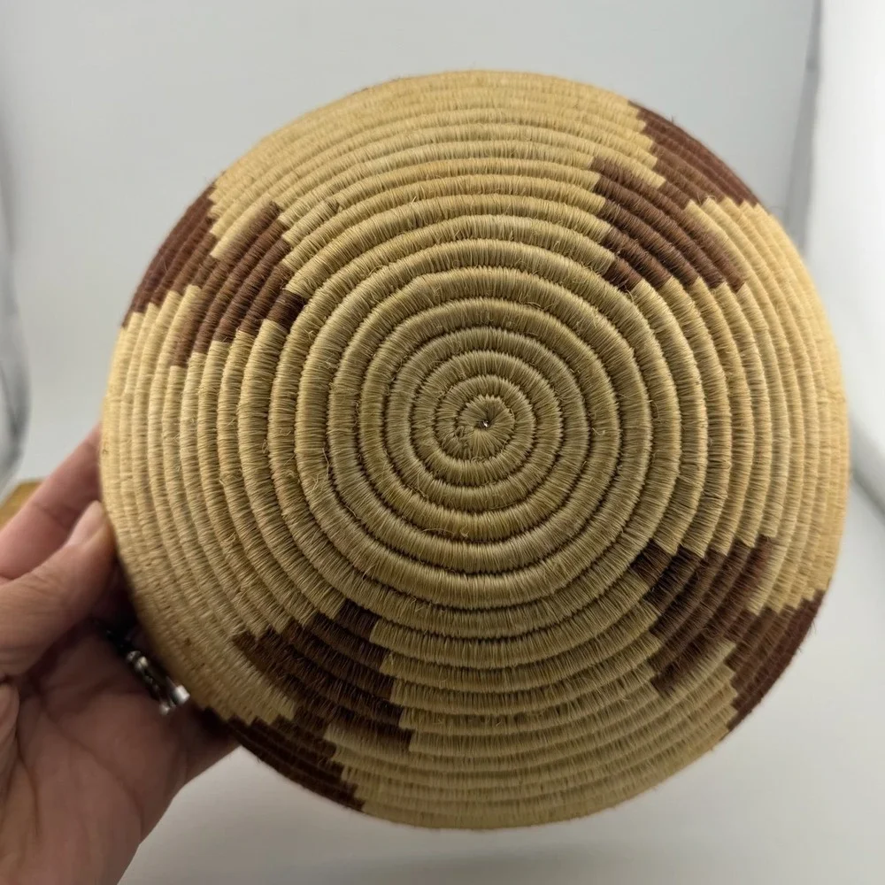 Woven Coiled Basket Bowl 8in Brown Beige Excellent Geometric Boho